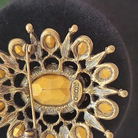 Elegant ✨️CHICO'S✨️Gold and Amber Brooch - Picture 2 of 3